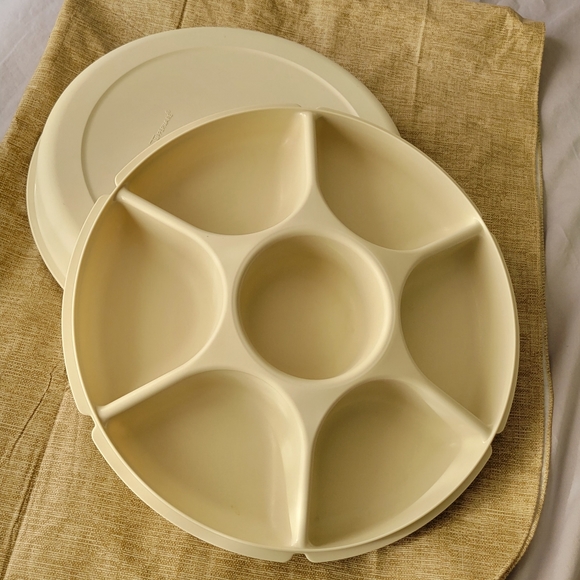 Tupperware Kitchen Vtg Tupperware Serving Ctr Almond Veggie Tray